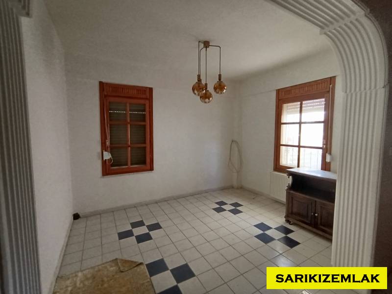 Edremit Güre Mah`da6+1  Villa. - 44